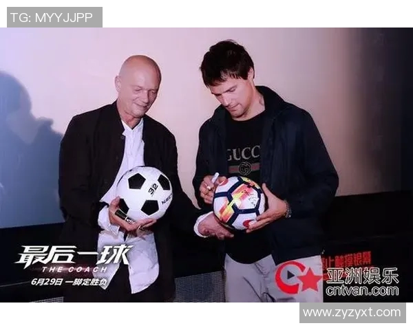 足球明星亲密瞬间大集合精美图片展现他们的友情与热情
